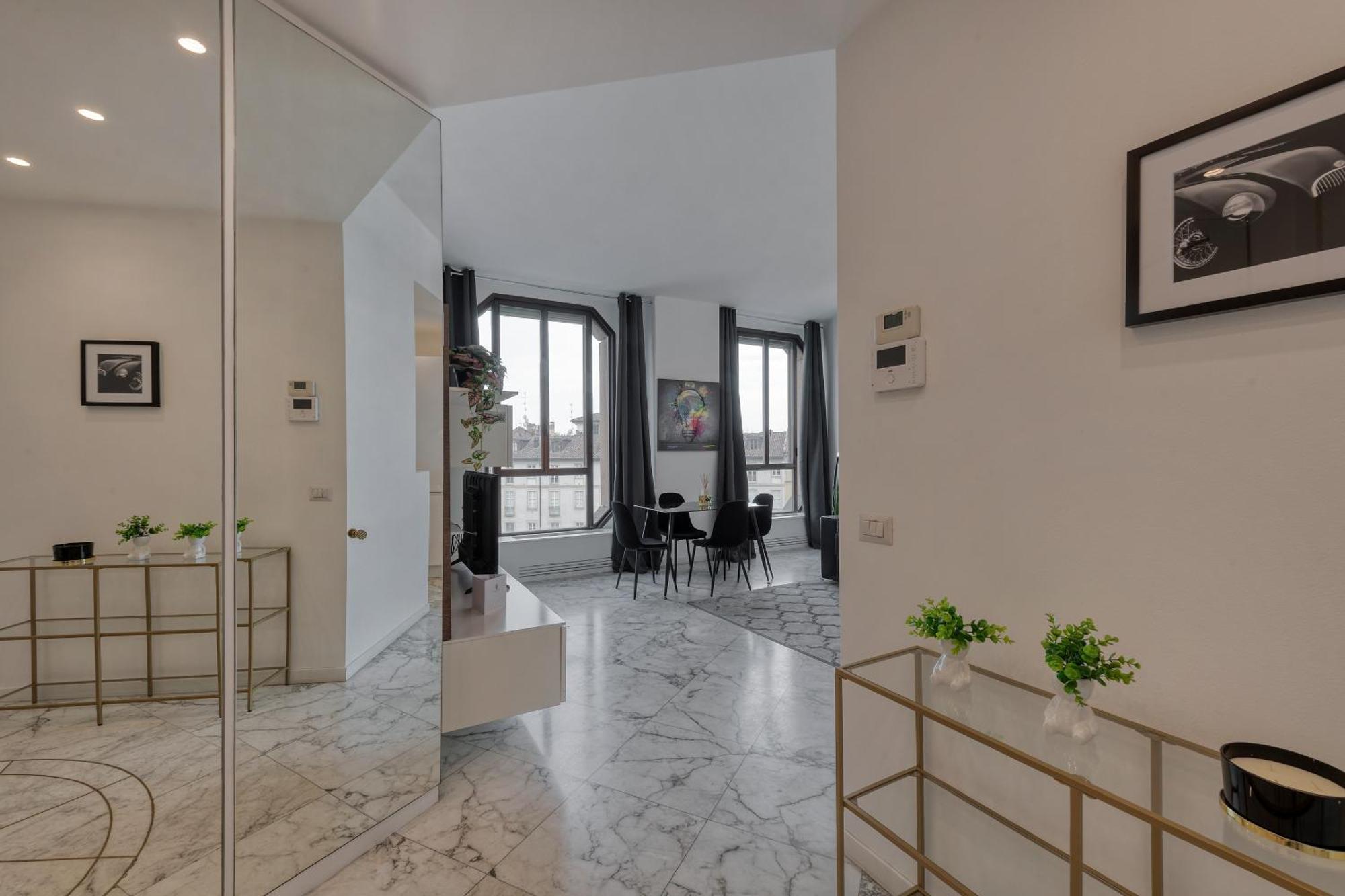 Milan Royal Suites - Duomo Santo Stefano Εξωτερικό φωτογραφία